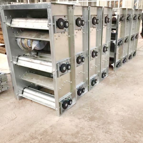 肉雞全自動(dòng)清糞機